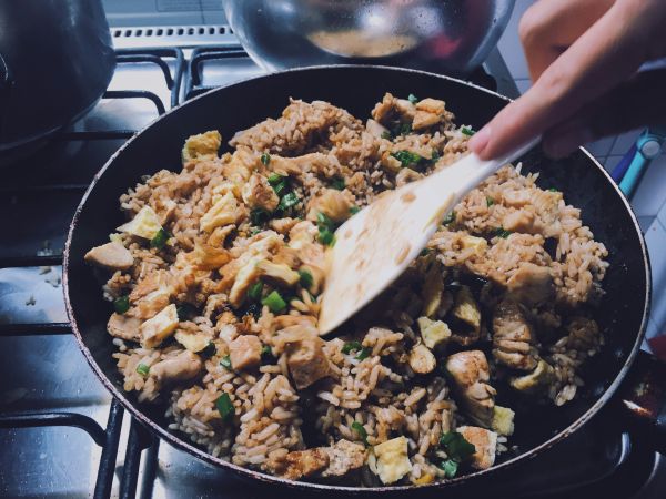 Tout ce que vous devez savoir pour cuisiner le riz cantonais